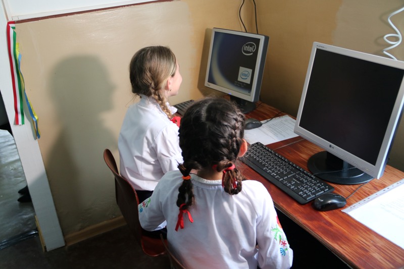 Одна зі шкіл Ужгородщини збагатилася комп’ютерним класом