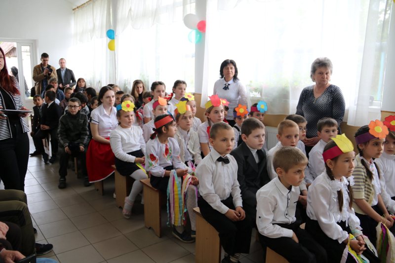 Одна зі шкіл Ужгородщини збагатилася комп’ютерним класом