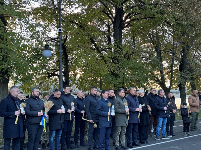 «Свіча пам’яті»: В Ужгороді вшанували пам’ять жертв Голодоморів