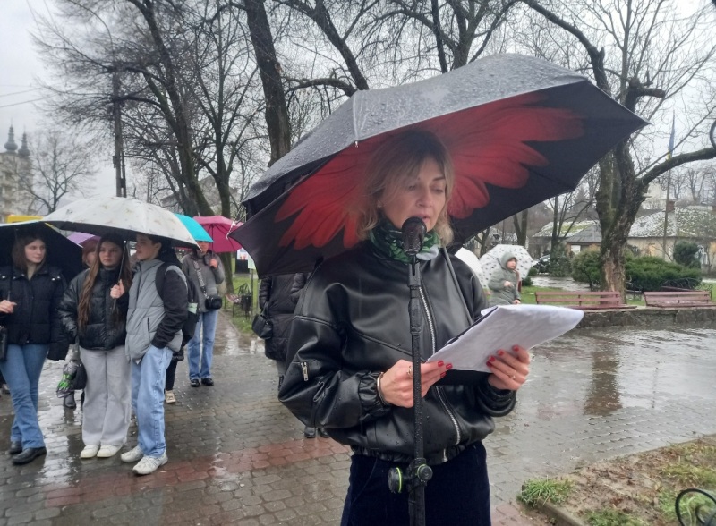 У Перечині вшанували жертв Голодомору та запалили свічки пам’яті