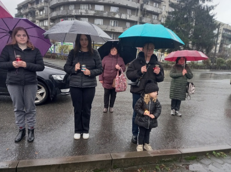 У Перечині вшанували жертв Голодомору та запалили свічки пам’яті