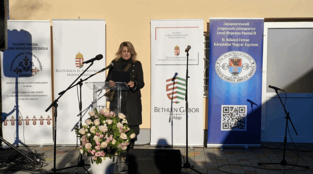 У Малих Геївцях урочисто відкрили Меморіальний дім музиканта Ласла Боді-Cipő та музичну студію