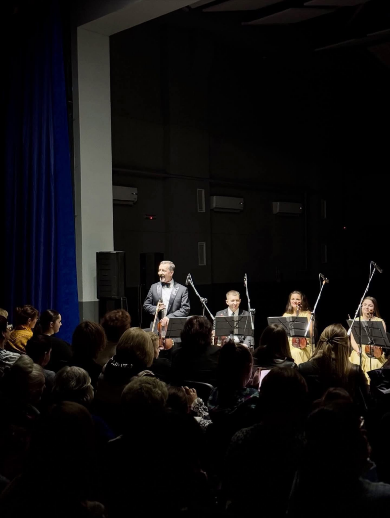 У Мукачеві відзначили День працівників культури концертом «Від класики до сучасності»