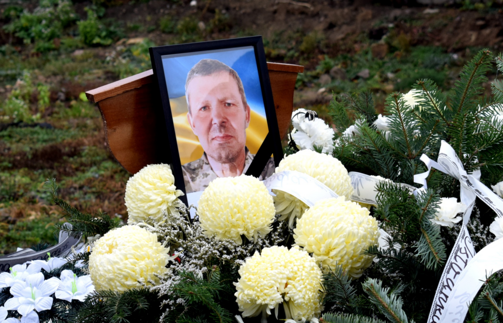 На Берегівщині попрощалися із полеглим Захисником Альбертом Герчею