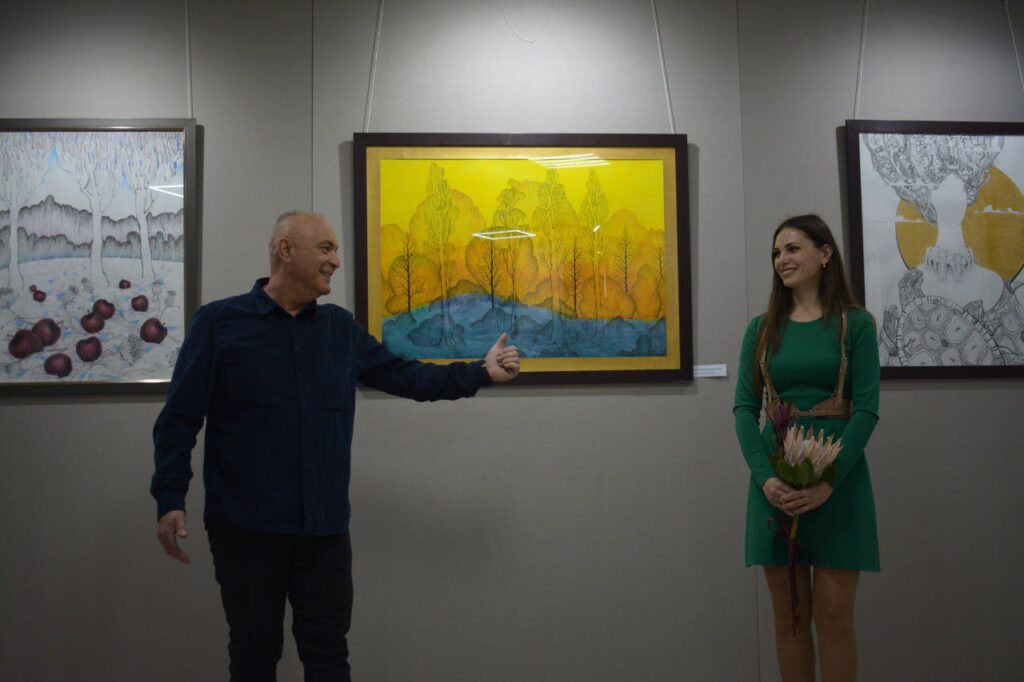 У Хусті відкрилася виставка талановитої художниці Марії Ковач-Довганич