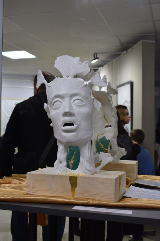 У Хусті відкрилася виставка талановитої художниці Марії Ковач-Довганич