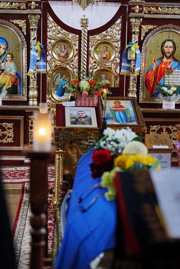 У Перечині відбулося перепоховання Героя України