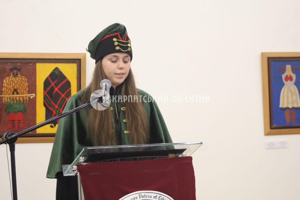 Магістрам Закарпатського угорського університету вручили перші університетські дипломи