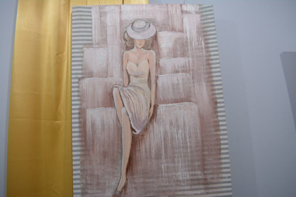 Мисткиня з Виноградова відкрила у Хусті першу персональну виставку