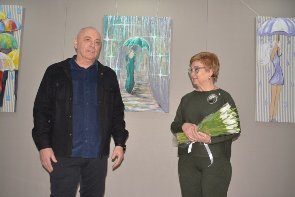 Мисткиня з Виноградова відкрила у Хусті першу персональну виставку