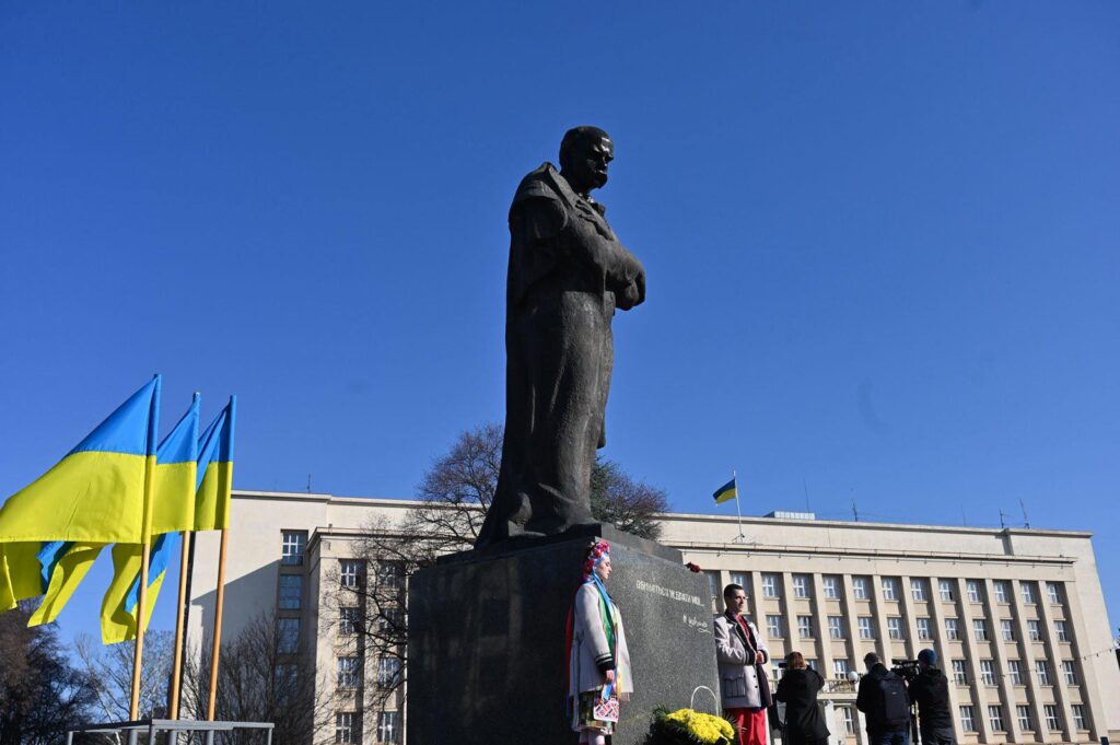 В Ужгороді вшанували Тараса Шевченка