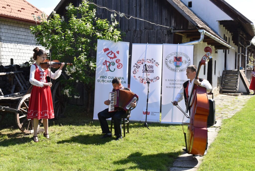 Жива традиція просто неба: у Великих Берегах відзначили День садиб-музеїв